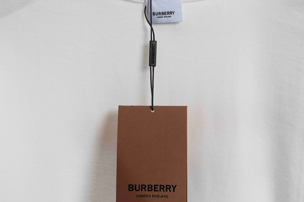 B**rry overlapping hot stamping letter short sleeves