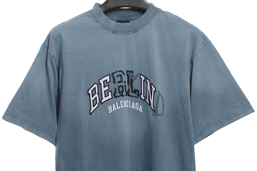 Ba*len*cia*ga blue patch gradient washed short sleeves