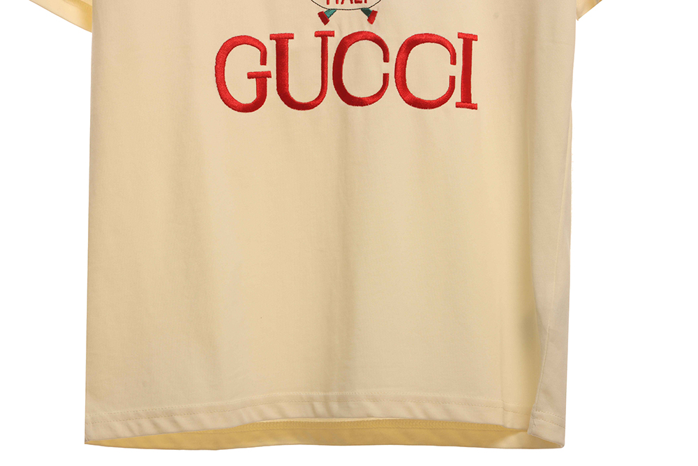 G*u*i tennis racket printed short sleeves