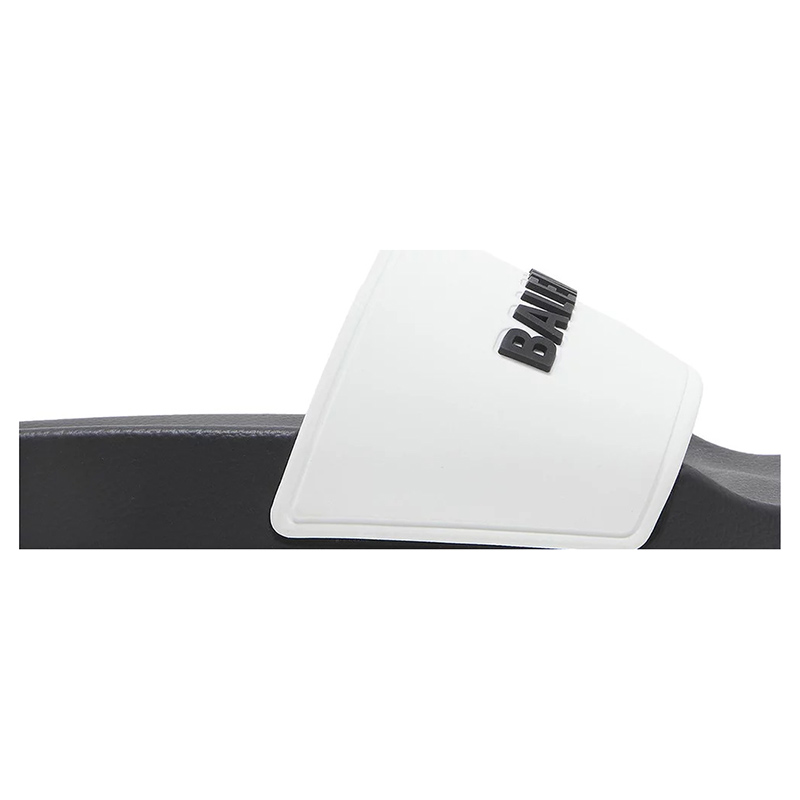 Ba*len*cia*ga  pool slides 