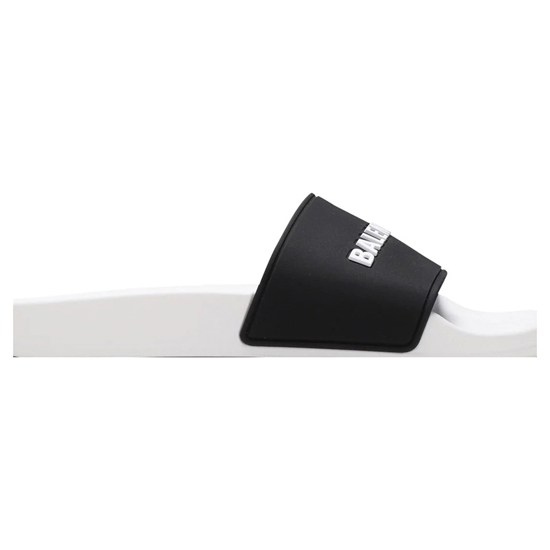 Ba*len*cia*ga pool slides 