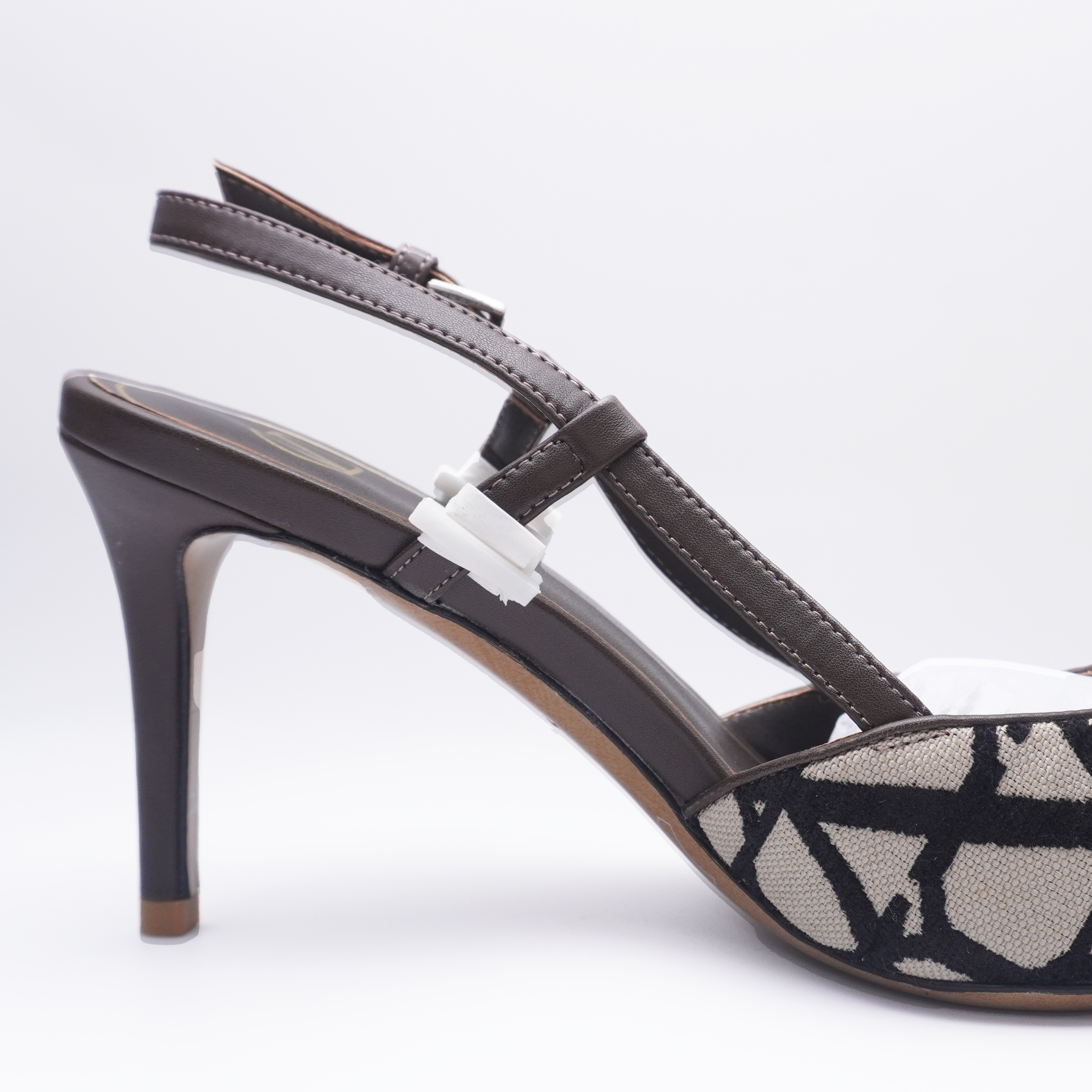 VALENTINO GARAVANI VLogo Signature Pumps