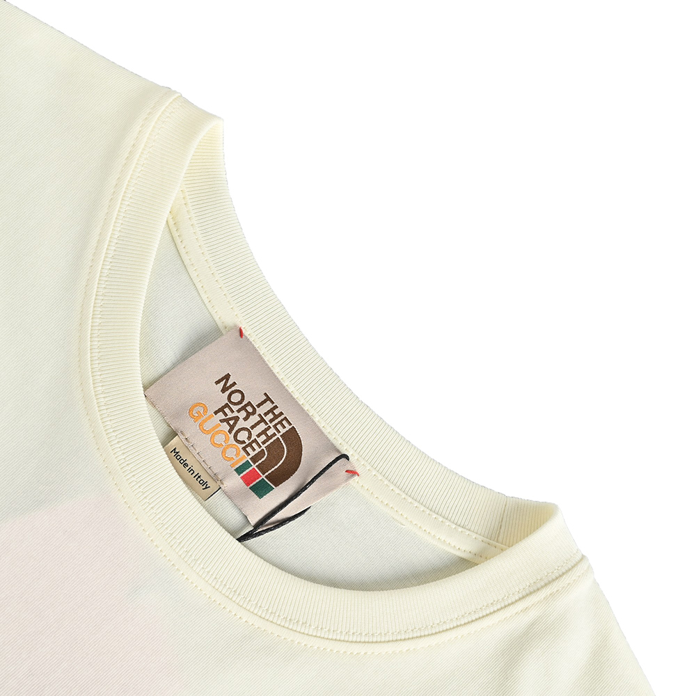 G*u*i & the nor*h f**e joint printed logo short sleeves