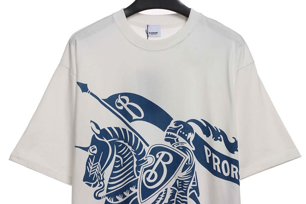 B**rry war horse knight big logo short sleeve cm1