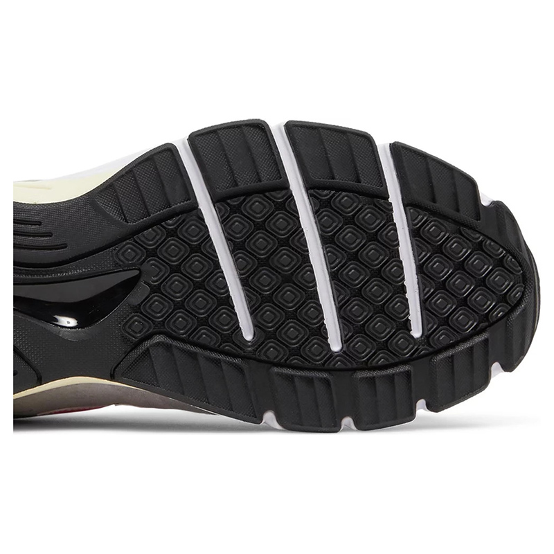 Kith x United Arrows & Sons x 990v4 Made in USA