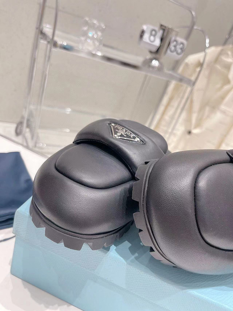 Pra*a soft padded nappa leather sabots