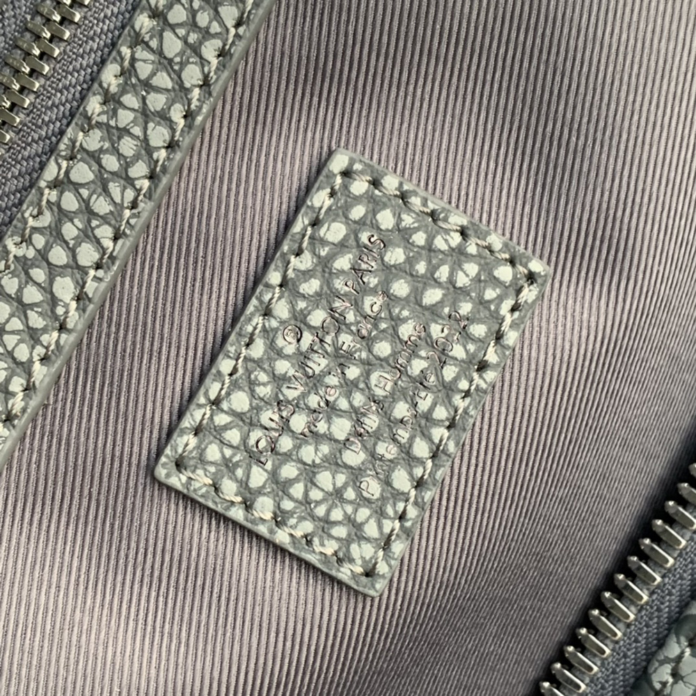 l0*is V*t0n bags m20901 50*29*23cm