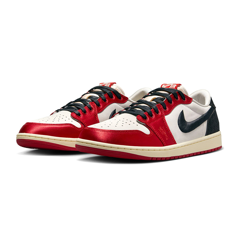 Air Jordan 1 Retro Low OG x Trophy Room "Away"