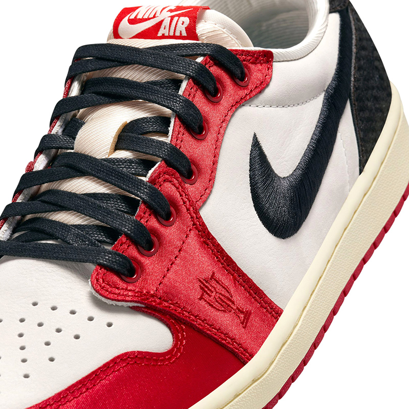 Air Jordan 1 Retro Low OG x Trophy Room "Away"