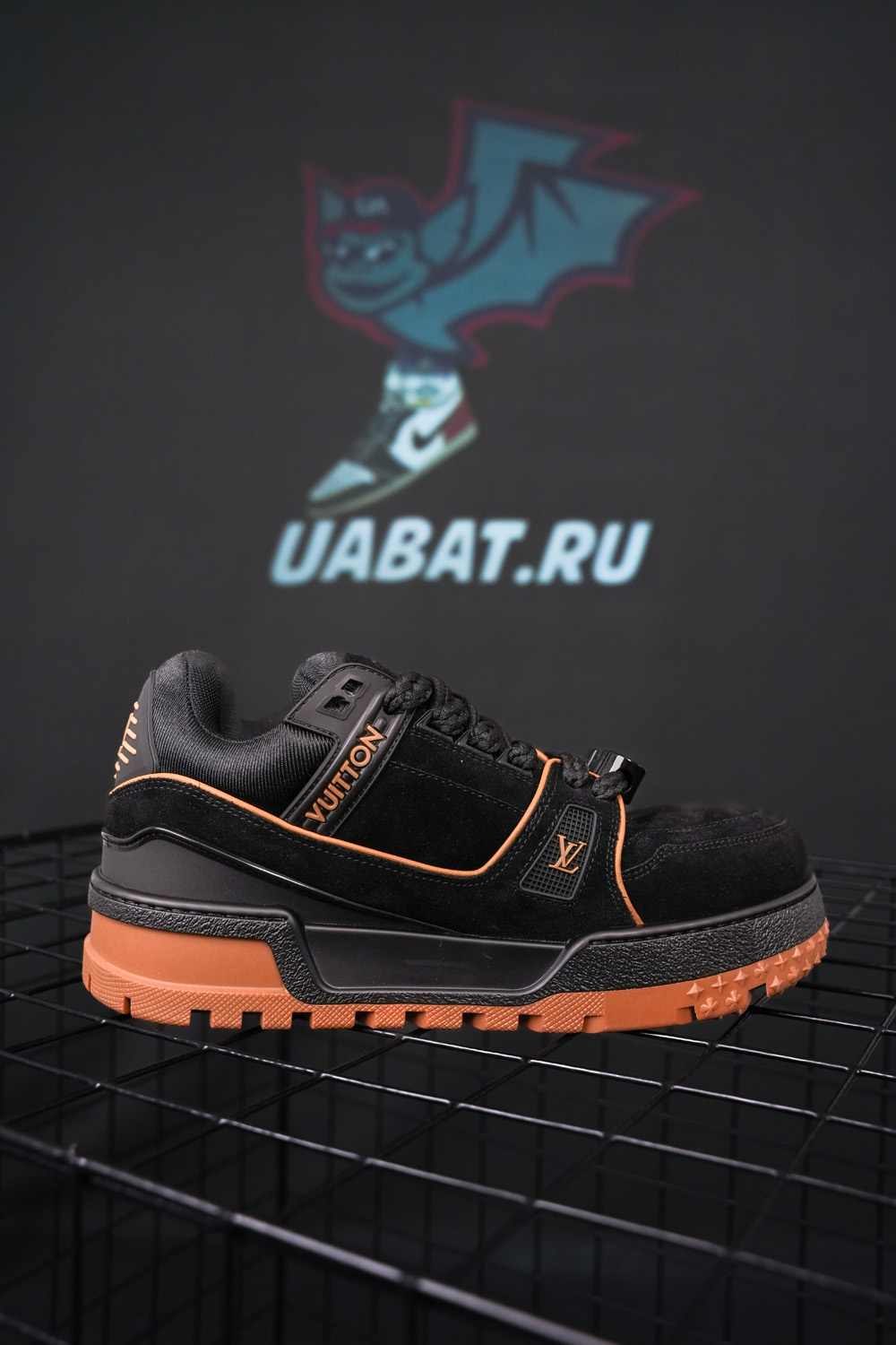 l0*is V*t0n trainer maxi 1abm2y