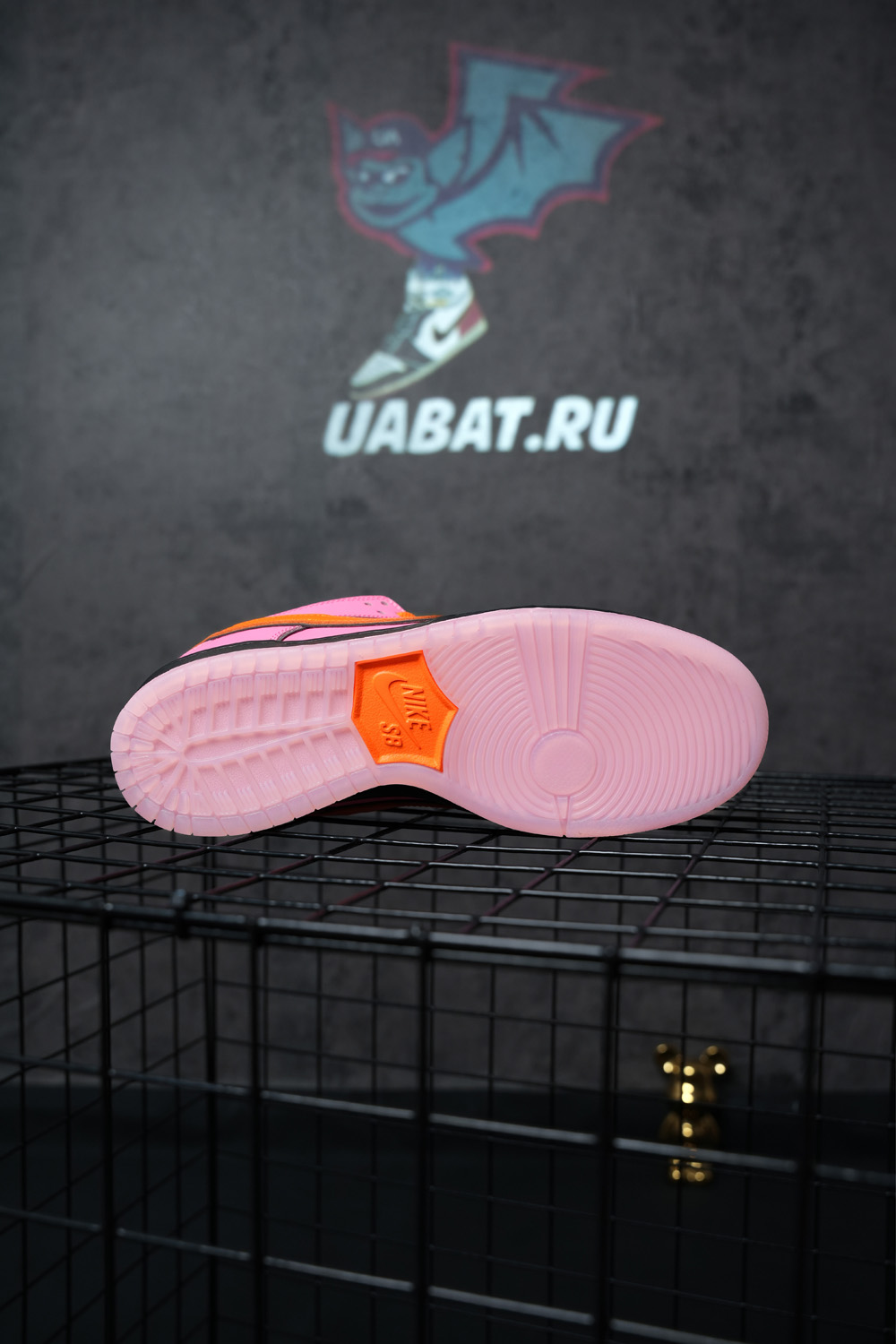 The Powerpuff Girls x Dunk Low Pro SB QS