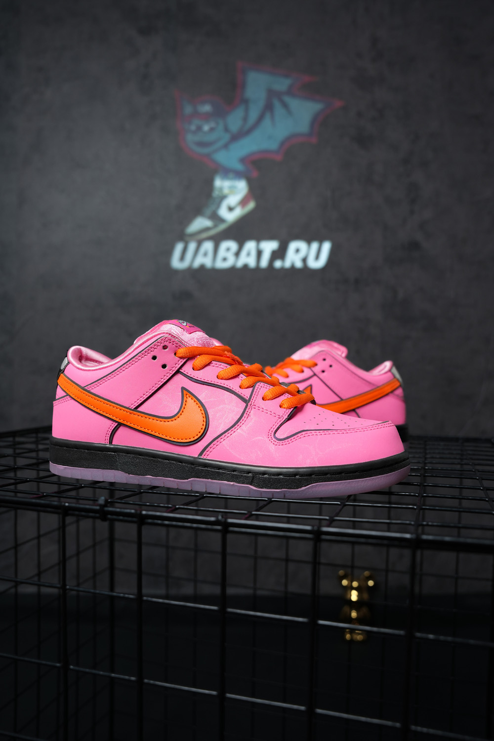 The Powerpuff Girls x Dunk Low Pro SB QS