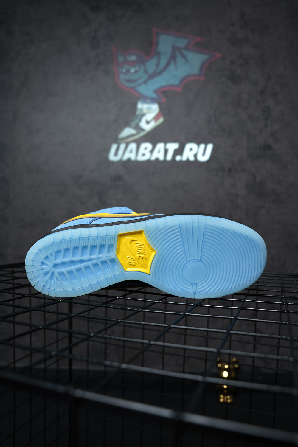 The Powerpuff Girls x Dunk Low Pro SB QS