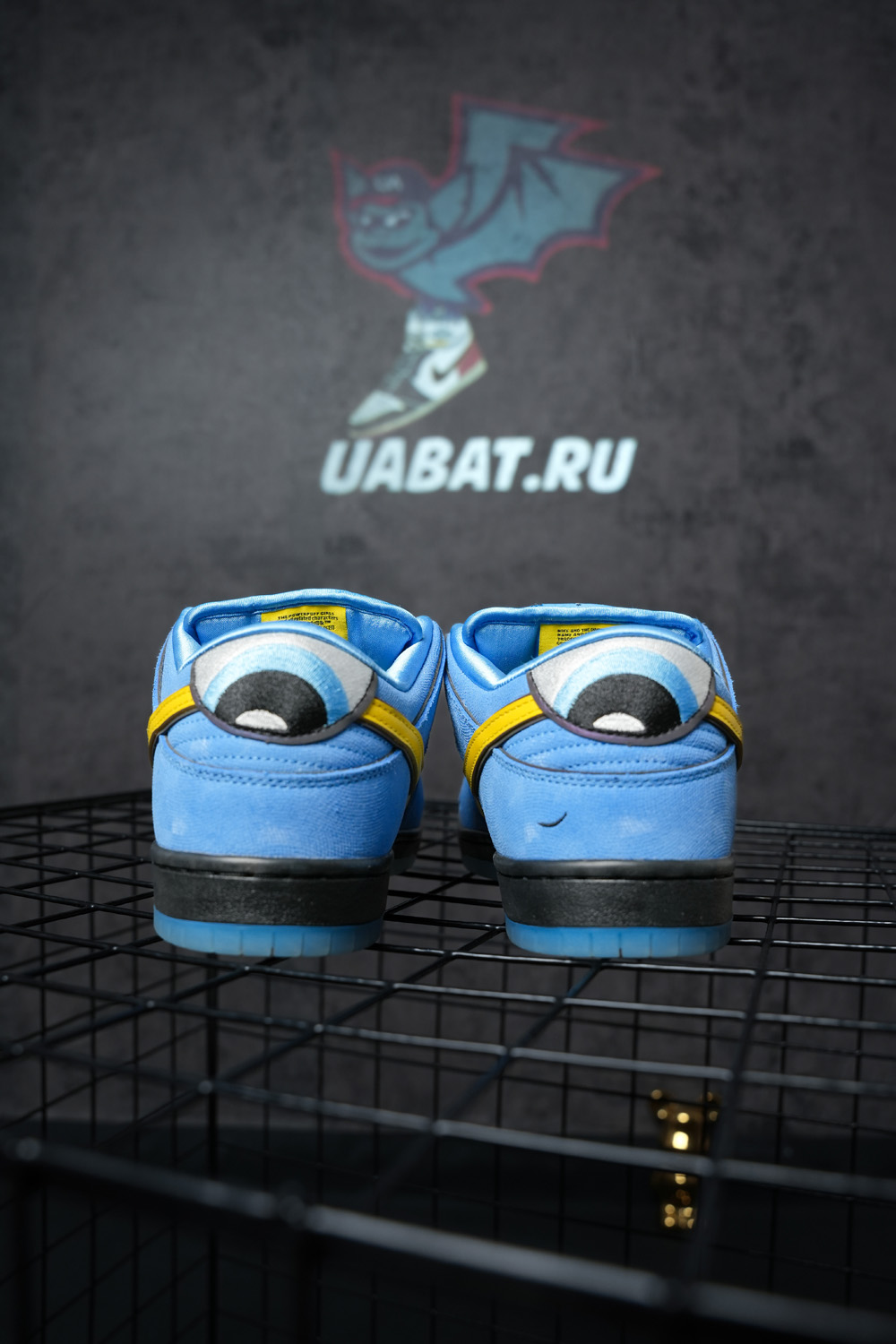 The Powerpuff Girls x Dunk Low Pro SB QS