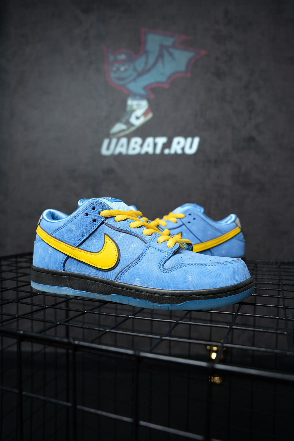 The Powerpuff Girls x Dunk Low Pro SB QS