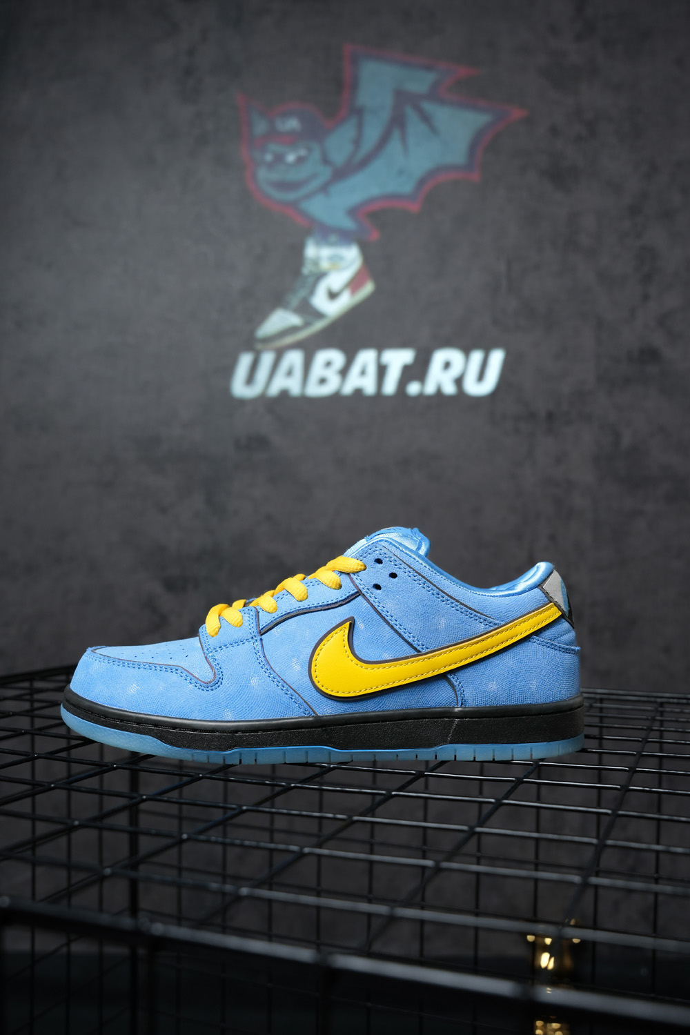 The Powerpuff Girls x Dunk Low Pro SB QS