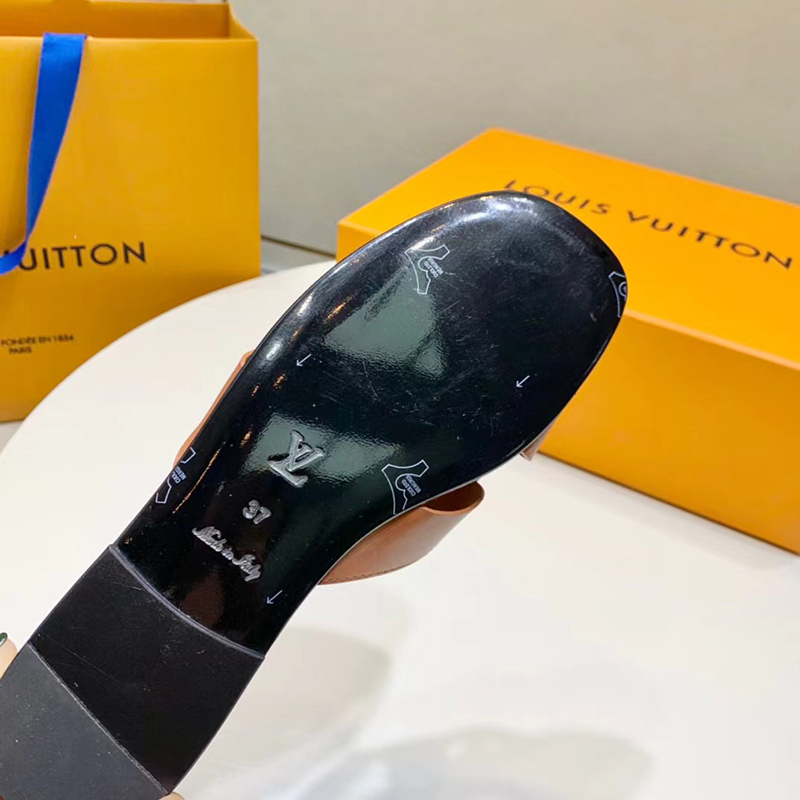 l0*is V*t0n isola flat mule