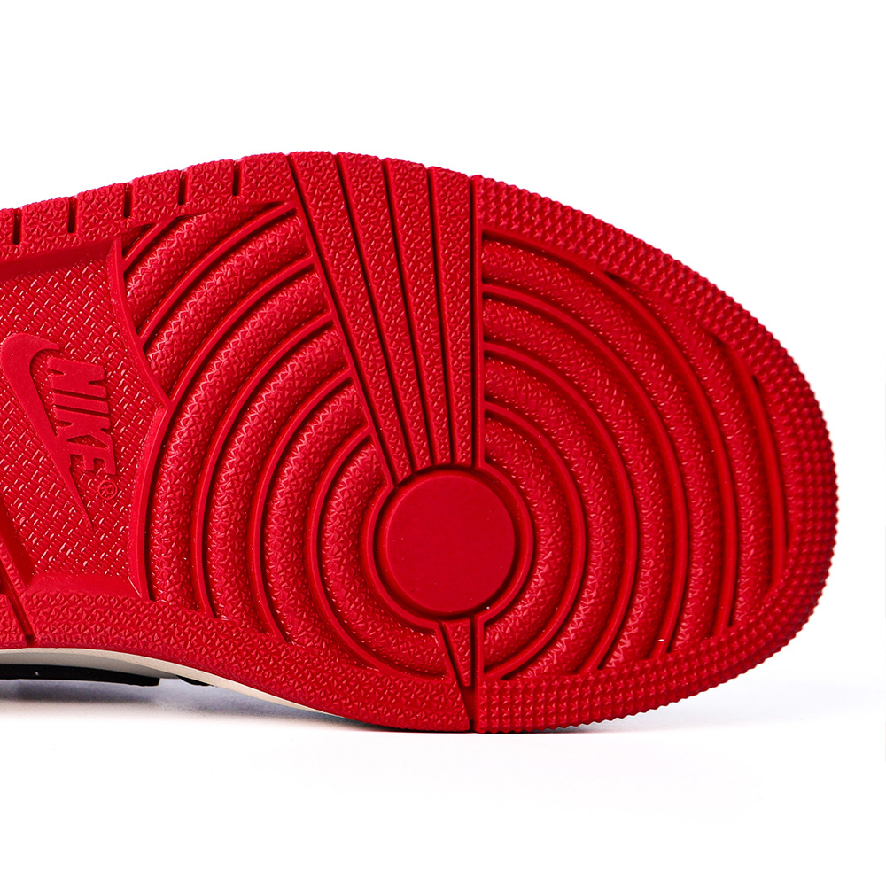 Travis Scott Air Jordan 1 Low Black Red