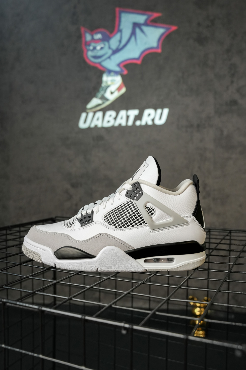 AIR JORDAN 4 RETRO 