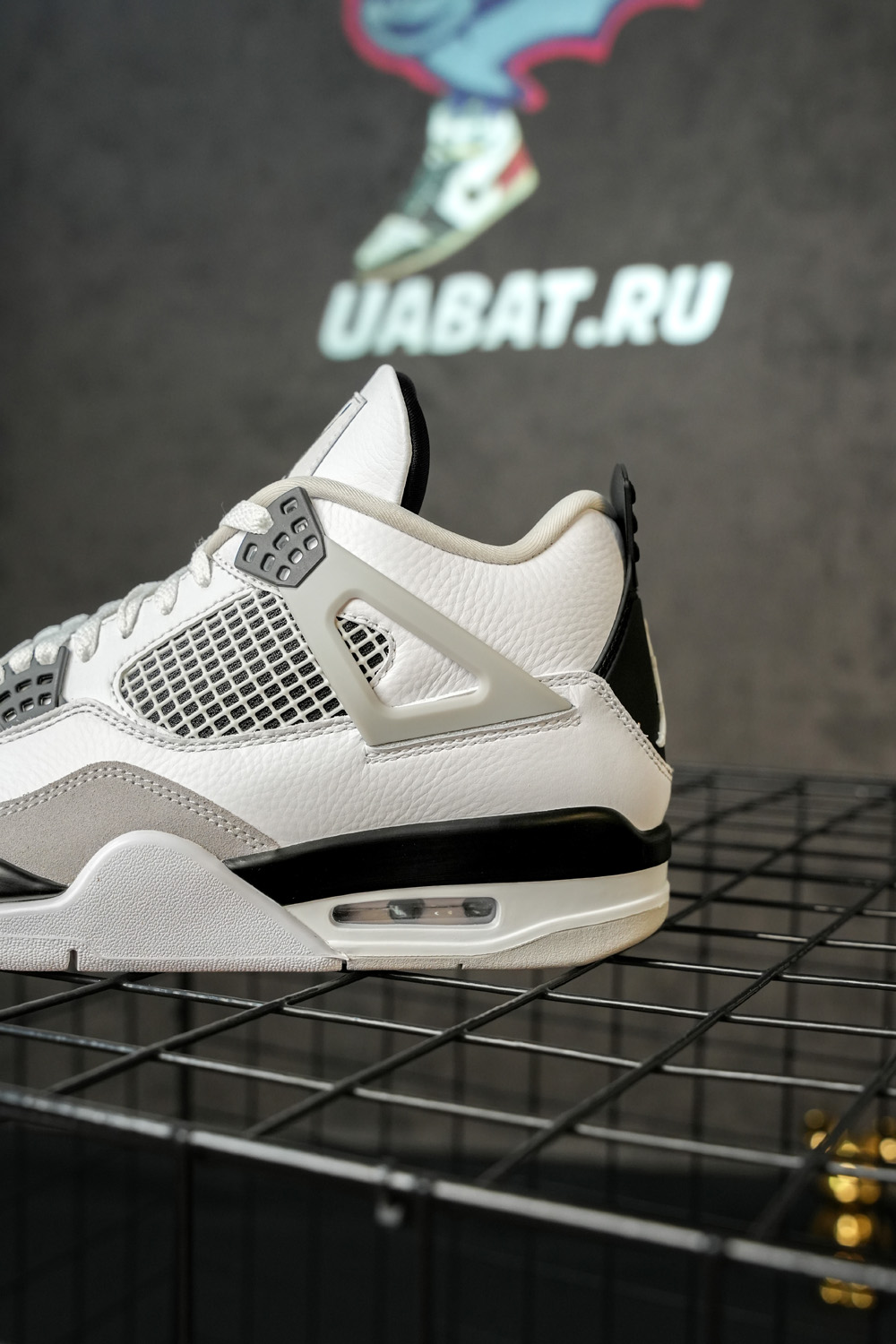 AIR JORDAN 4 RETRO 