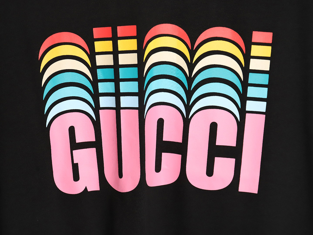 G*u*i classic rainbow logo wide t-shirt tsk1