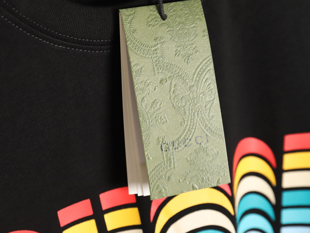 G*u*i classic rainbow logo wide t-shirt tsk1