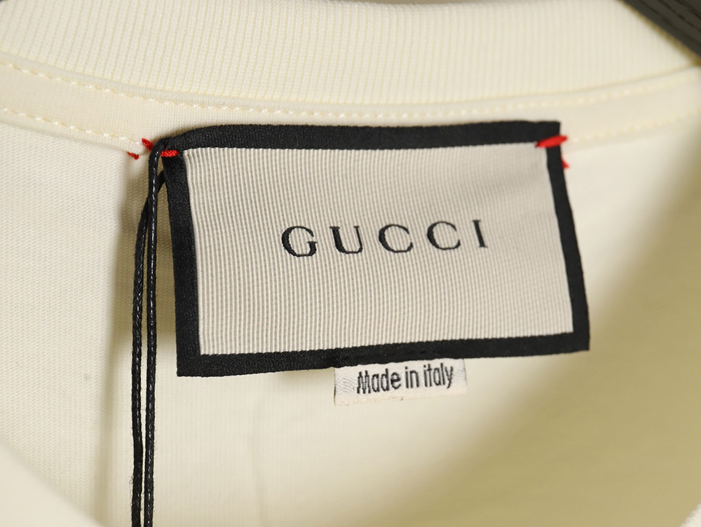 G*u*i capsule collection love print short sleeves