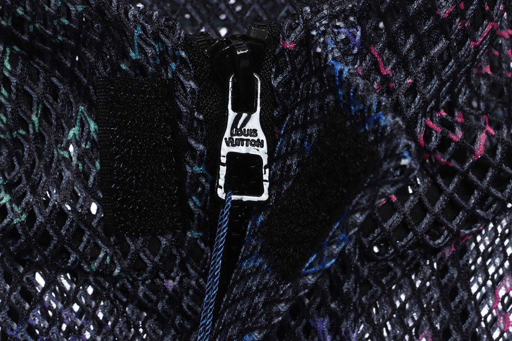 LV gradient presbyopic mesh hooded jacket