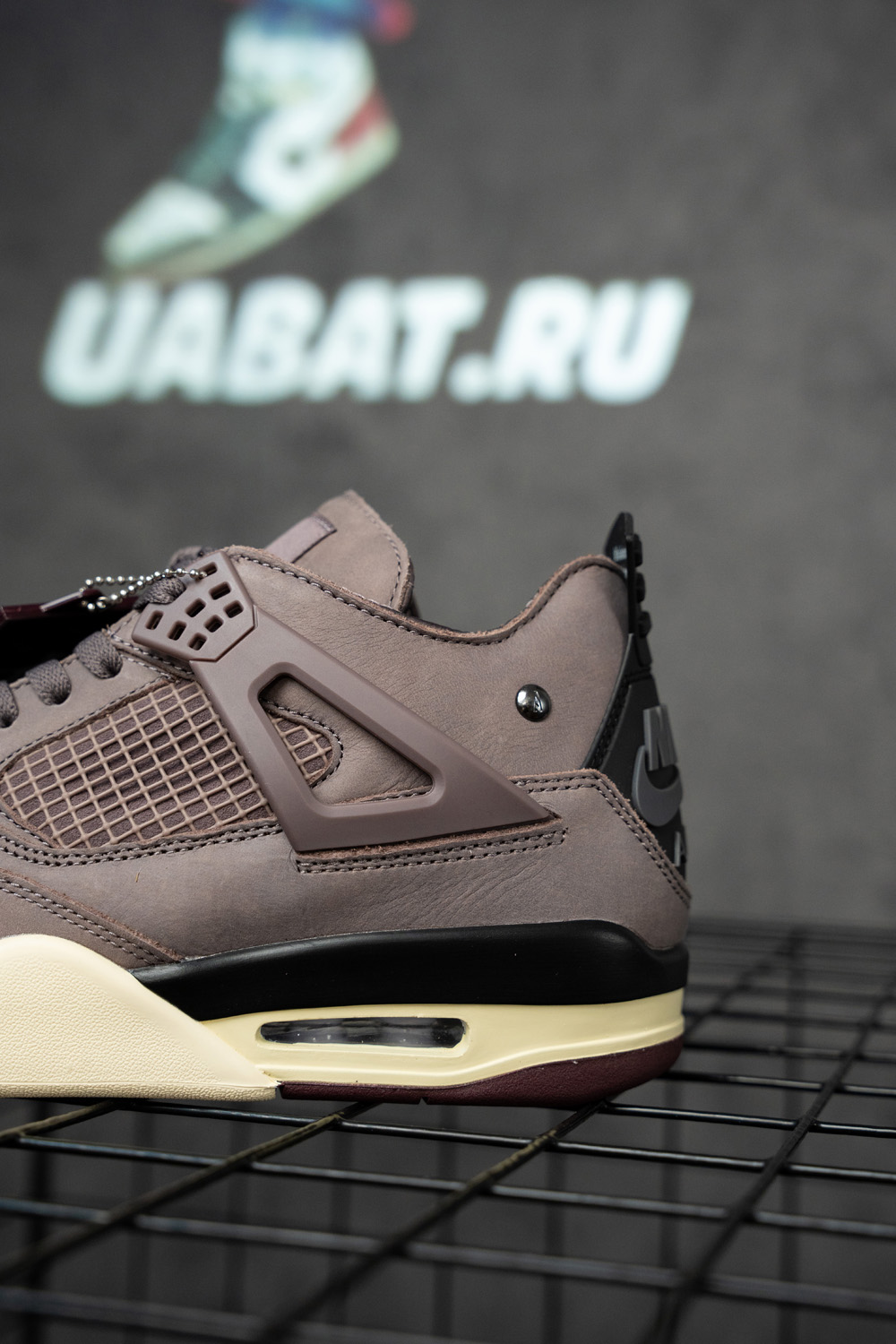 A MA MANIERE X AIR JORDAN 4 RETRO 