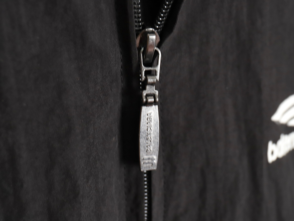 Ba*len*cia*ga 24ss 3b embroidered all black sports suit jacket