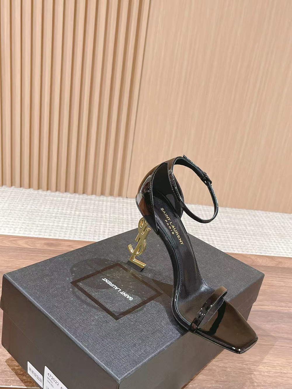 Sa**t Lau*nt opyum sandals in patent leather h:105mm