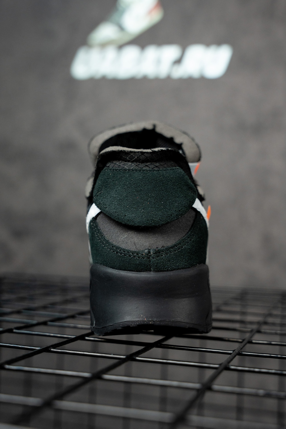 Off-White x Air Max 90 