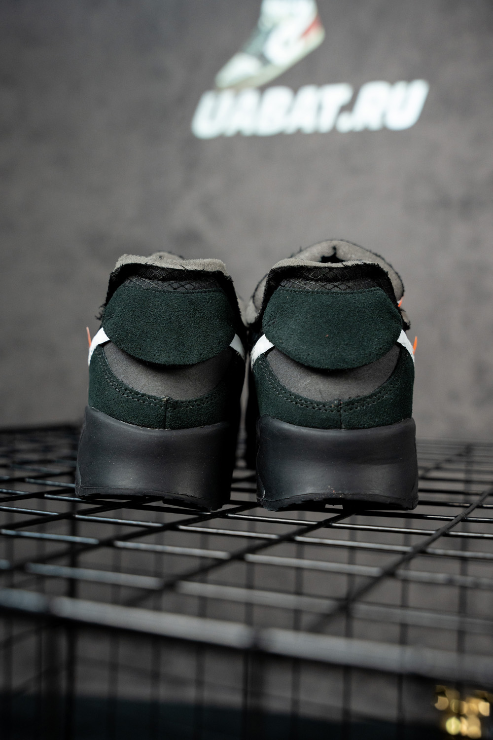 Off-White x Air Max 90 