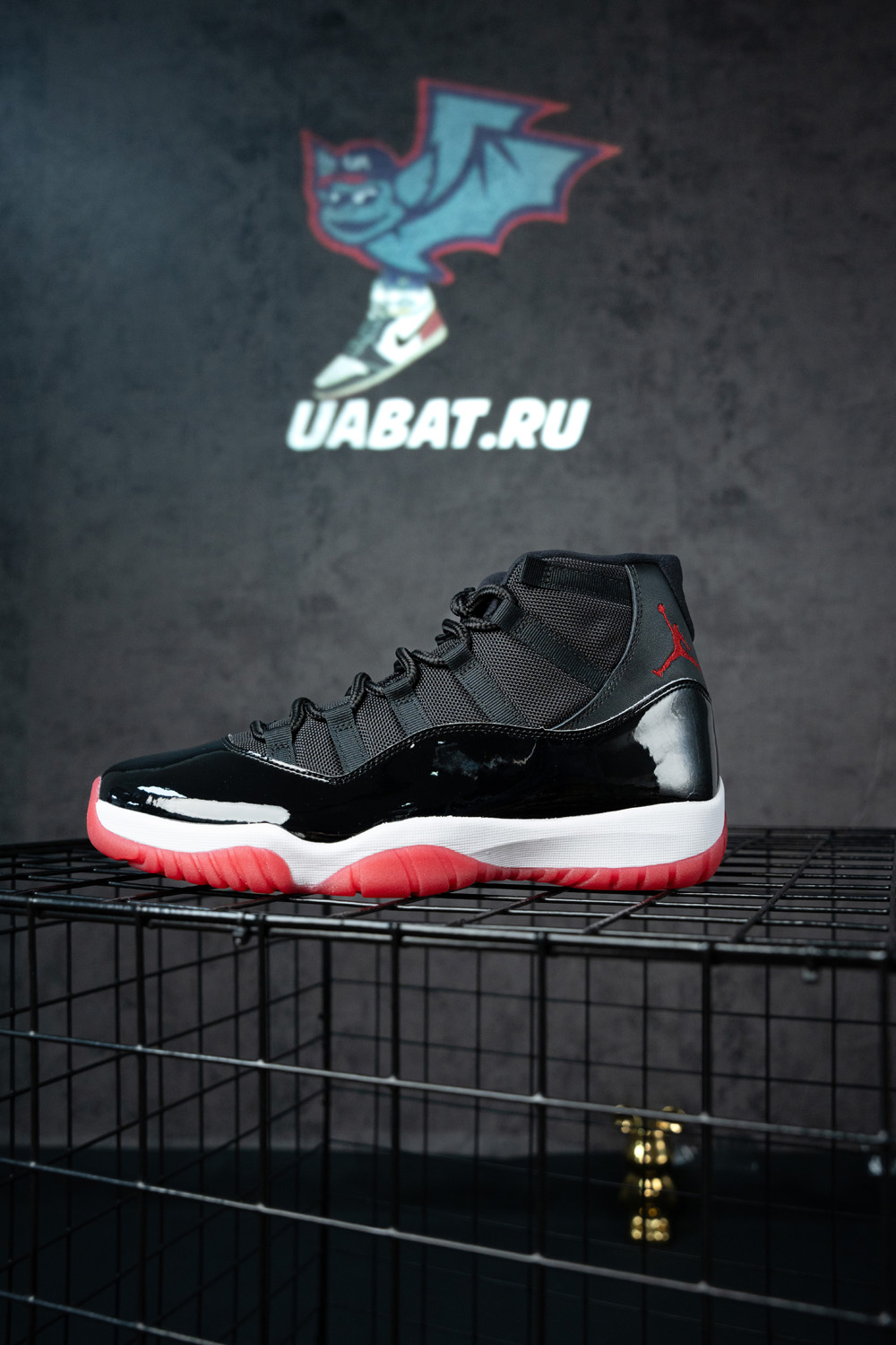 AIR JORDAN 11 RETRO 
