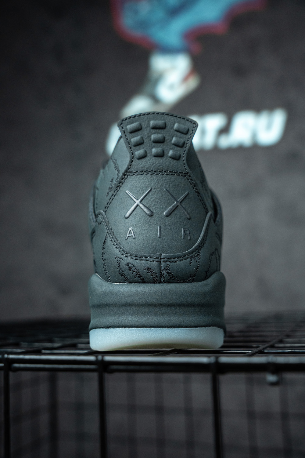 KAWS X AIR JORDAN 4 RETRO 