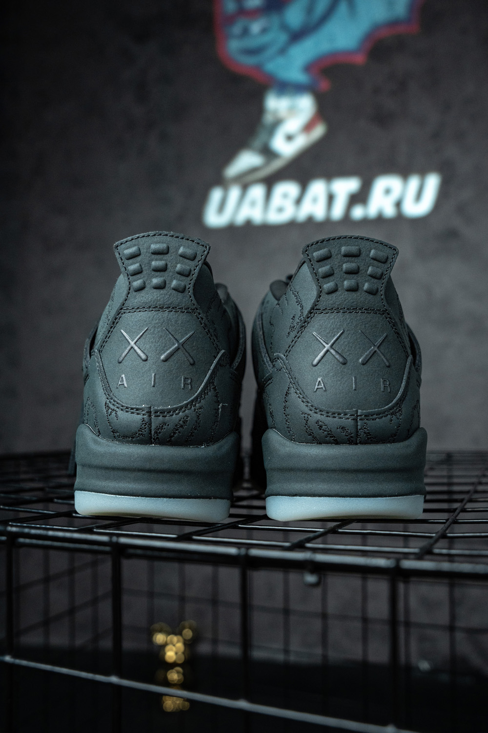 KAWS X AIR JORDAN 4 RETRO 