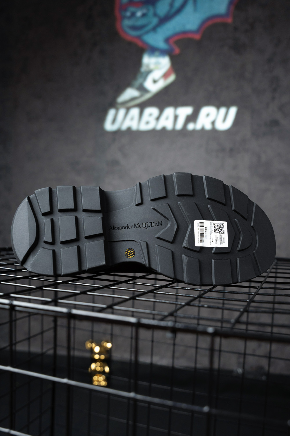 alexander M*Q*en tread slick lace up 