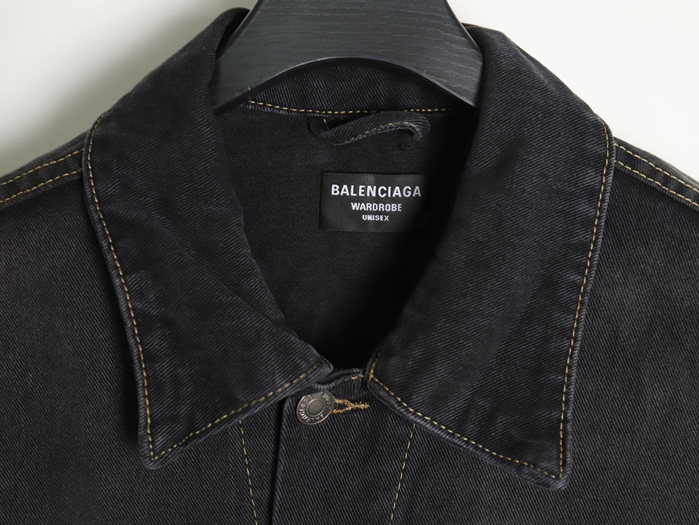 Ba*len*cia*ga 24ss year of the dragon limited graffiti denim jacket