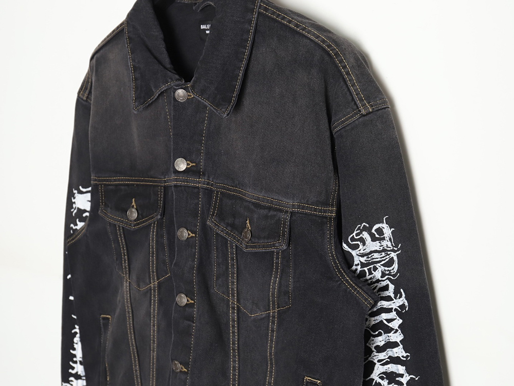 Ba*len*cia*ga 24ss year of the dragon limited graffiti denim jacket