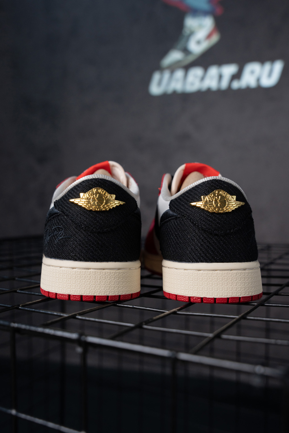 Air Jordan 1 Retro Low OG x Trophy Room "Away"