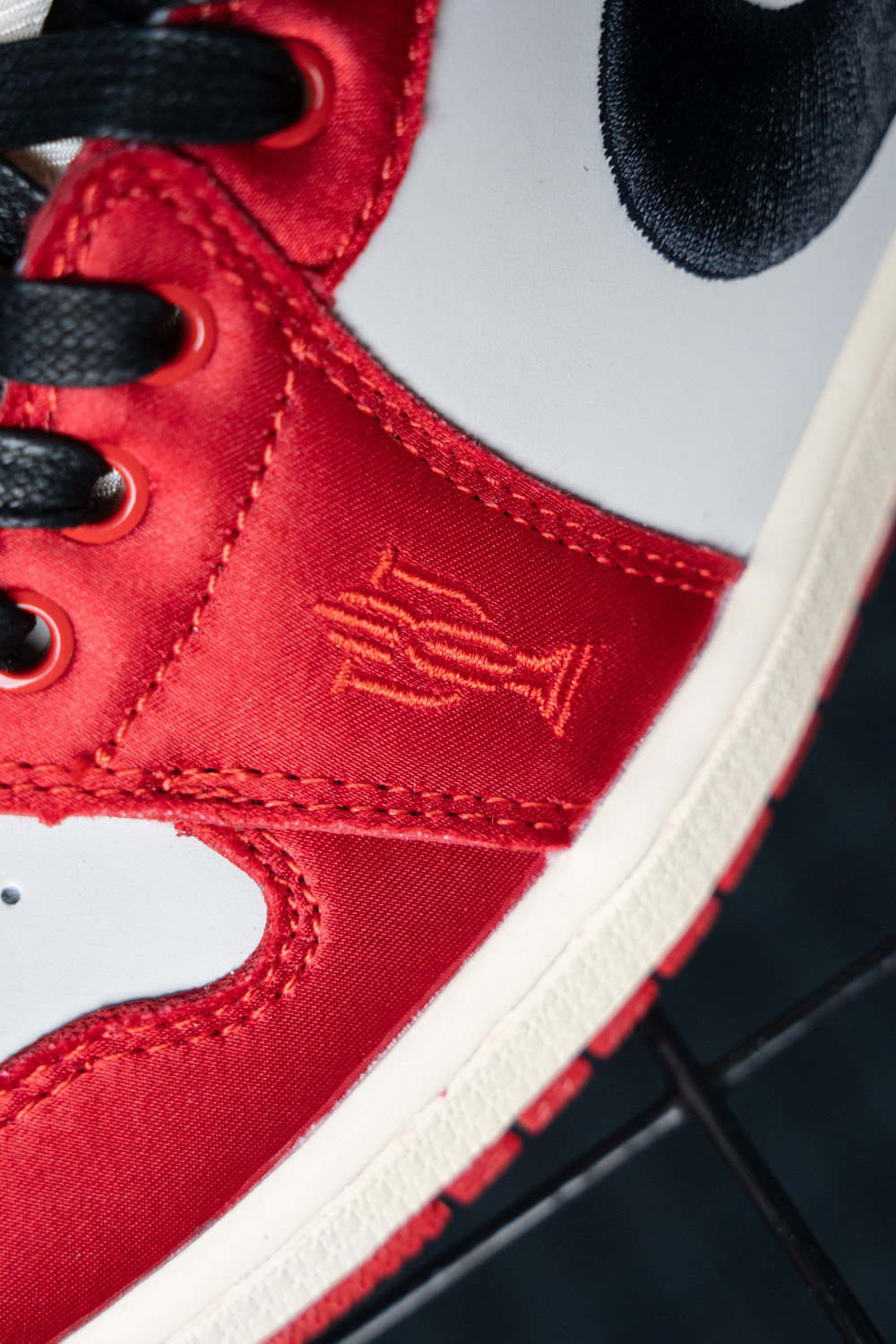 Air Jordan 1 Retro Low OG x Trophy Room "Away"