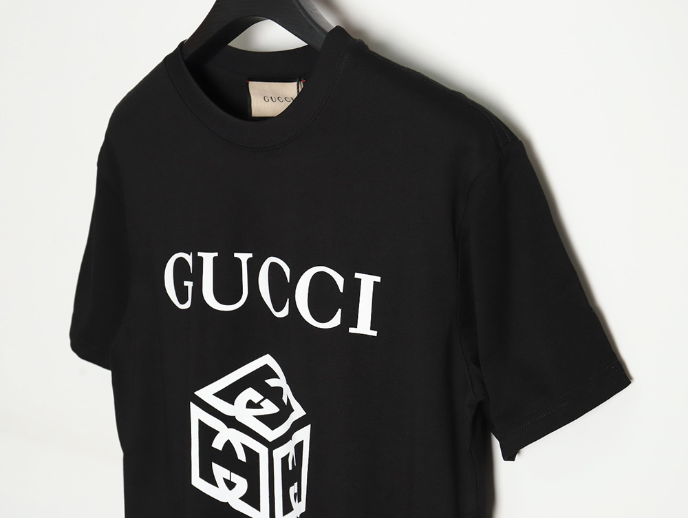 G*u*i 24ss three-dimensional block print t-shirt tsk1