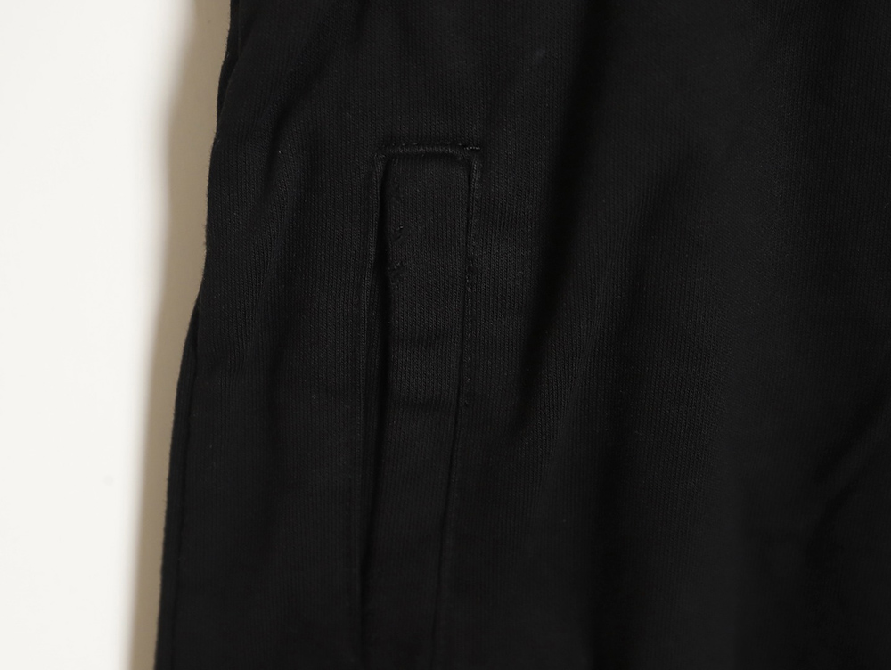 Ba*len*cia*ga 24ss manchester united embroidered ripped washed distressed shorts