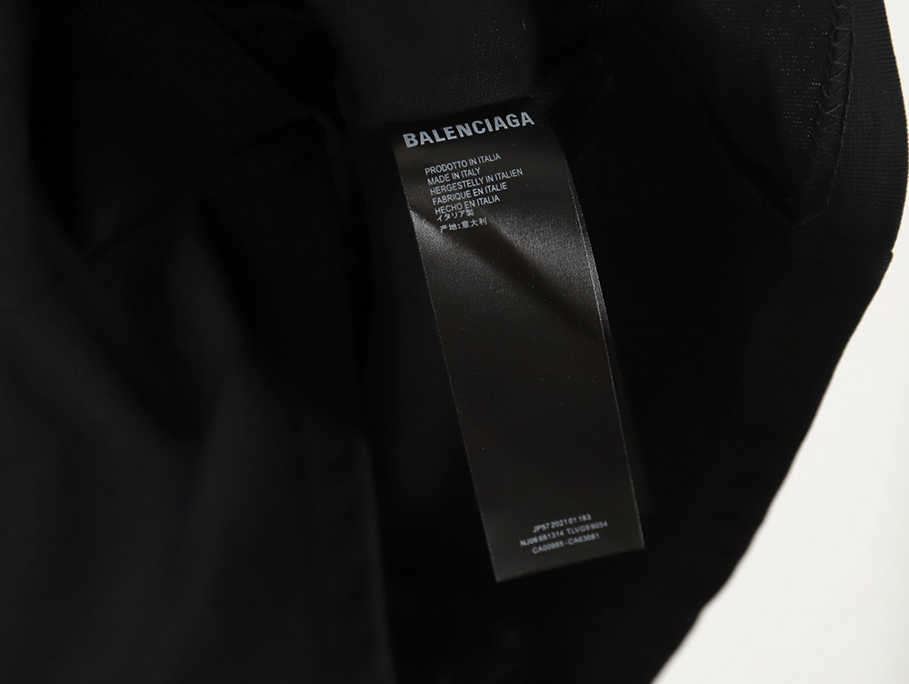 Ba*len*cia*ga 22ss seal print short sleeves