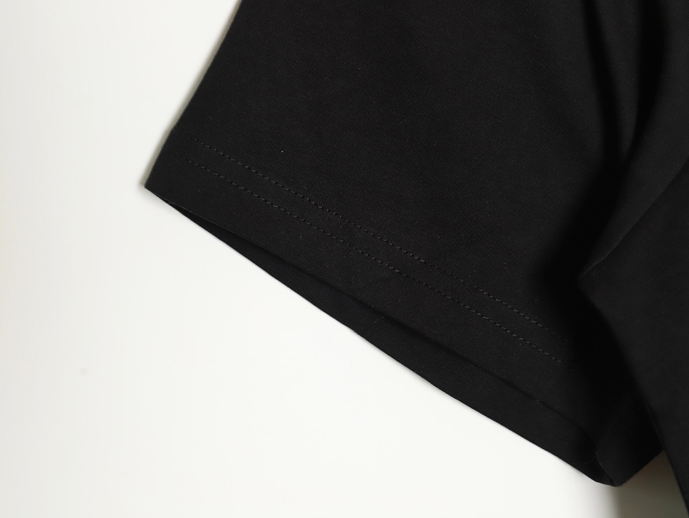 F**di leather label logo short sleeves tsk1