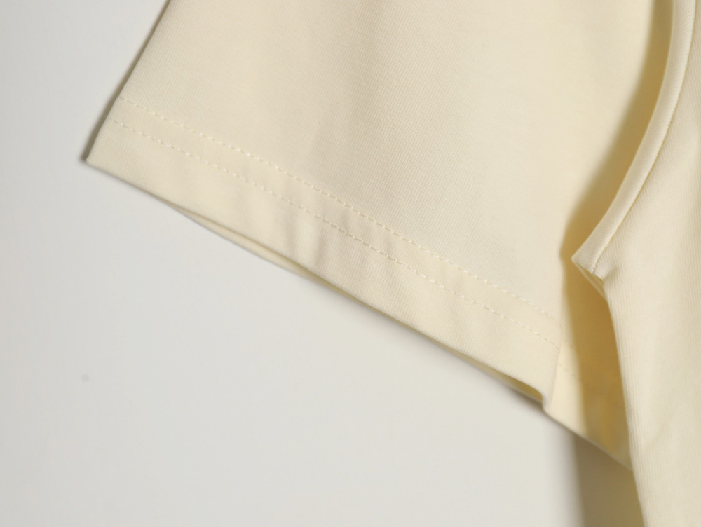 G*u*i smiley print crew neck short sleeves