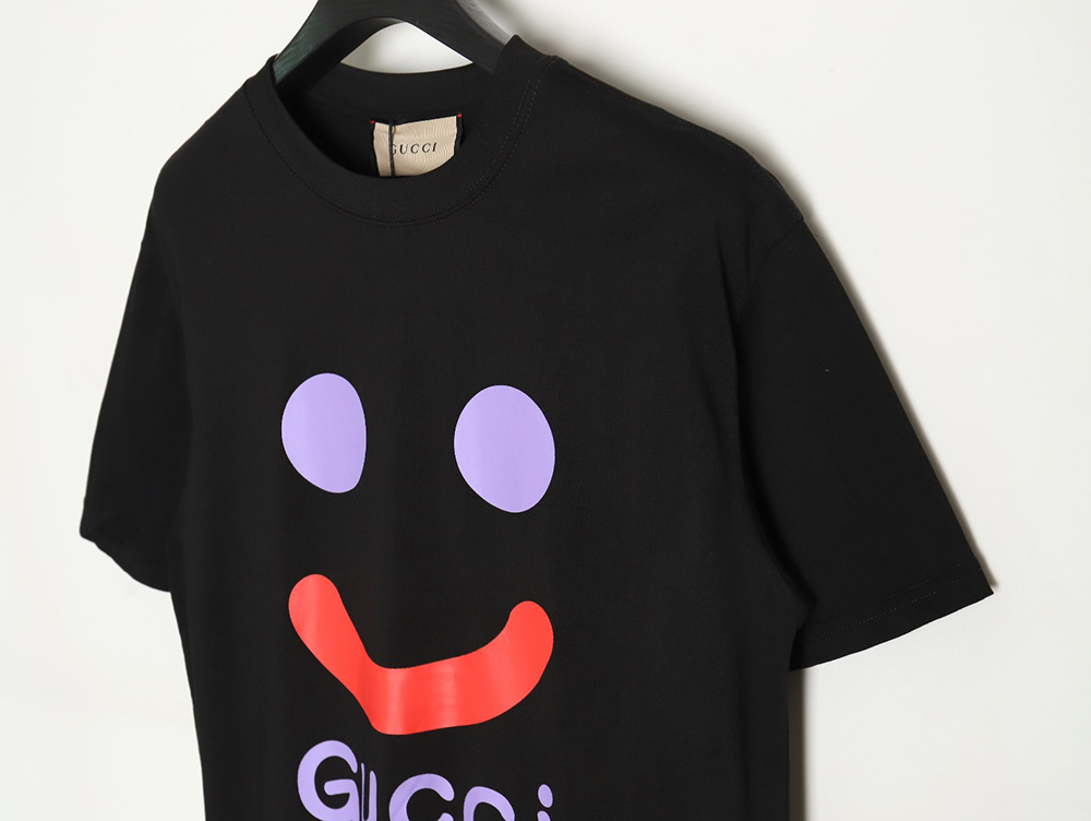 G*u*i smiley print crew neck short sleeves