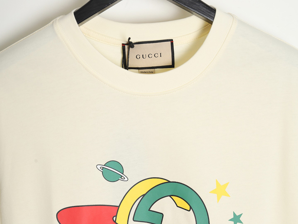 G*u*i 24ss planet graphic print short sleeves