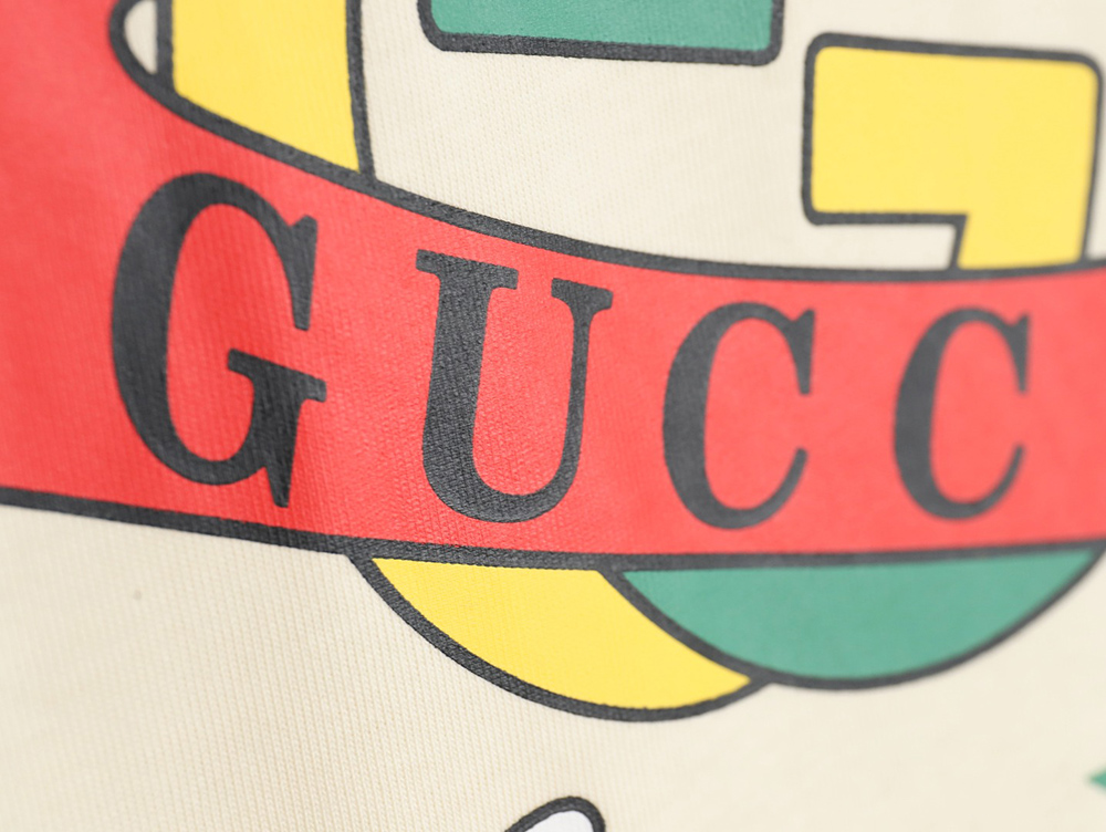 G*u*i 24ss planet graphic print short sleeves