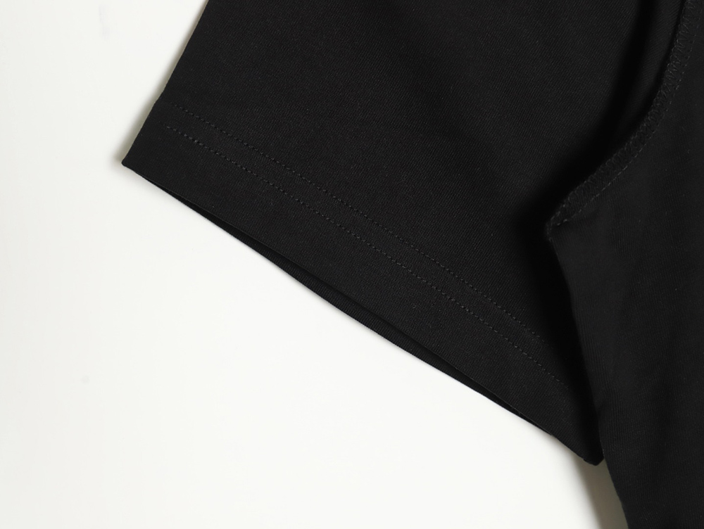 l0*is V*t0n employee limited printed short sleeves